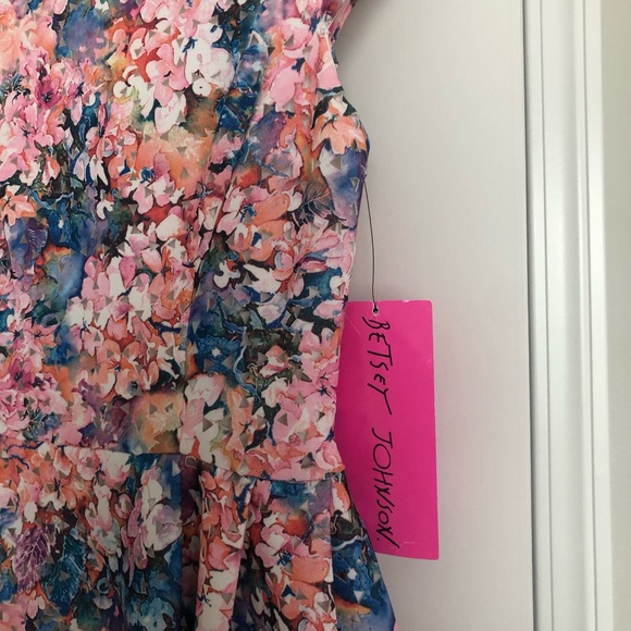 NWT Betsey Johnson Floral Dress - Picture 3 of 5